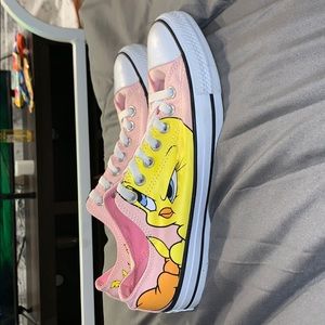 Tweety Bird Converse